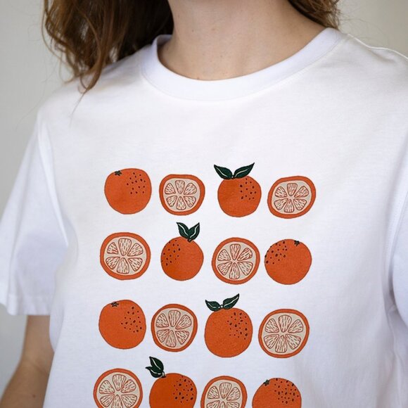 Oranges Graphic Tee – Garden Fresh Fruit Screen Printed T-Shirt - Picture 2 of 4